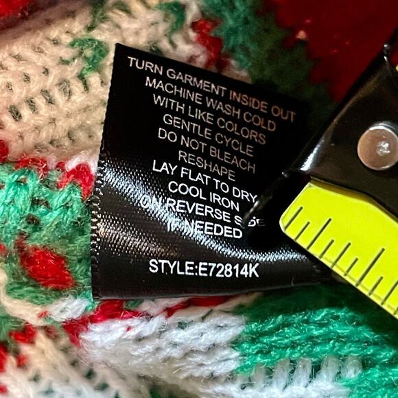 33 Degrees Mens Ugly Christmas Sweater Black White Cat Santa Hat Scarf 3D Medium - Picture 13 of 14